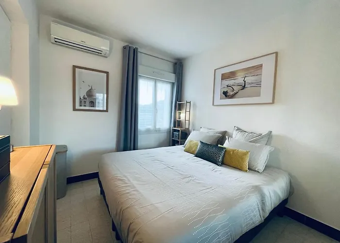 Vue Exceptionnelle Almanarre Appartement